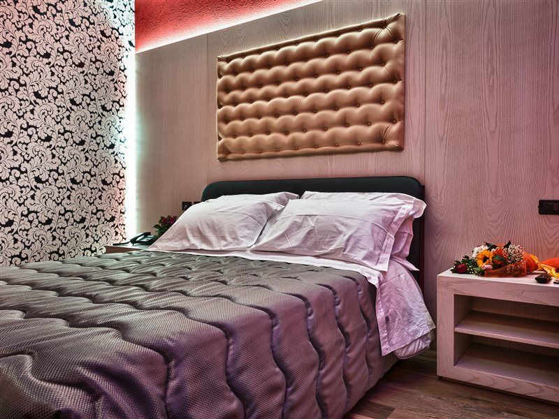 Angioino&spa Napels